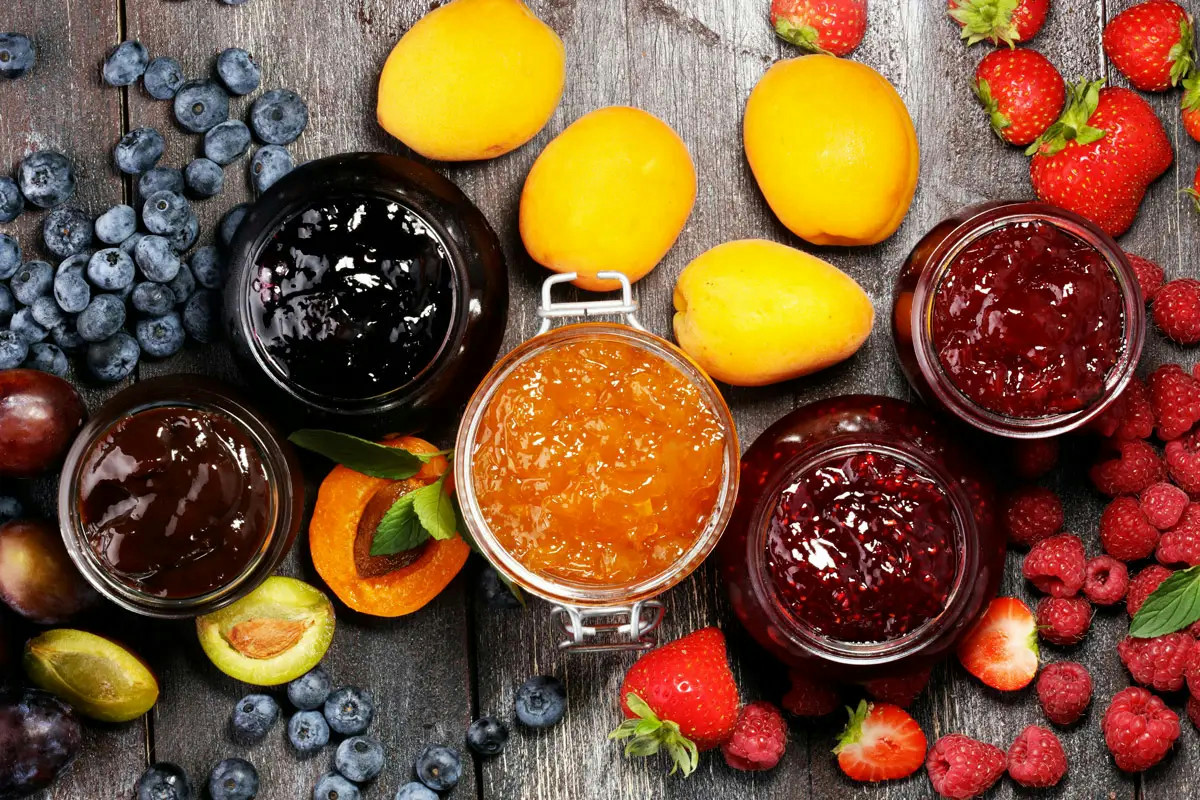 Da oggi prepari la marmellata in 10 minuti: il metodo facile che rivoluziona la tua colazione